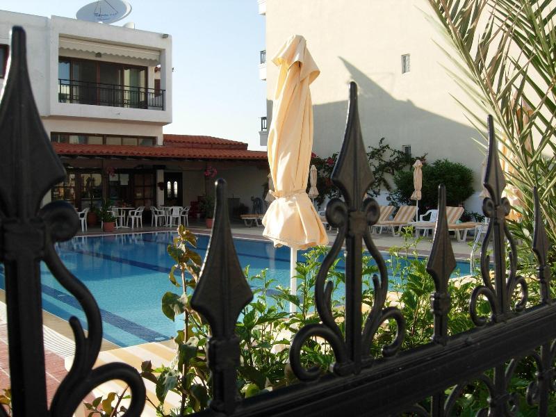 Philippos Studios & Apartments Kardamena  Luaran gambar